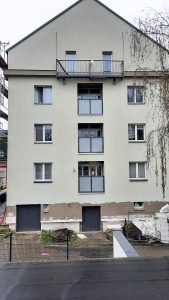 hlinikove_zabradli_se_sklenou_vyplni (2)